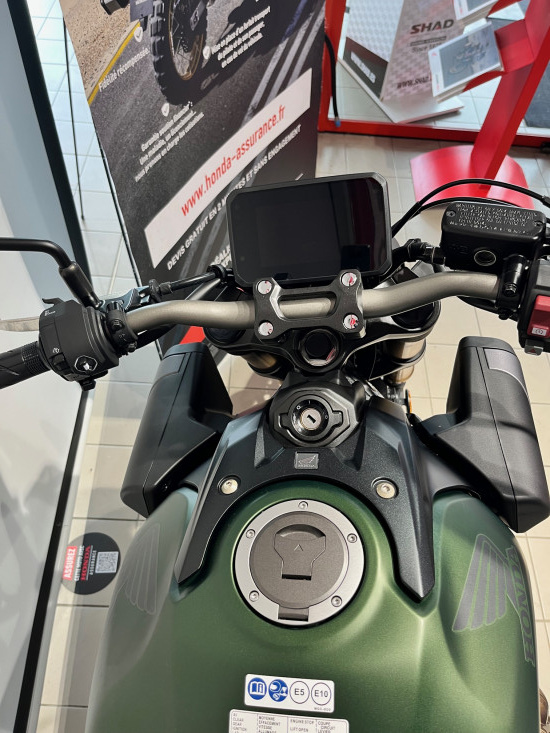 CB650R E-clutch - QUIMPER