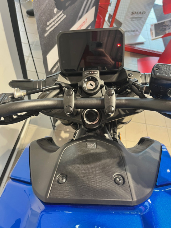 Hornet 750 - QUIMPER